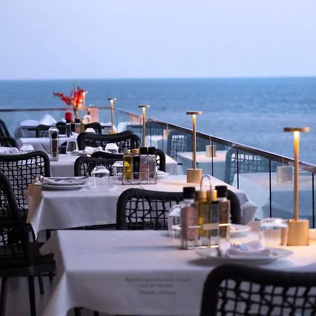 Sea View Apartament *